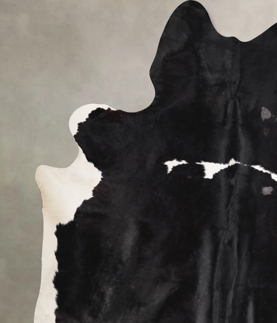 Black and White XX-Large Brazilian Cowhide Rug 8'2"H x 7'0"W #A47120 b