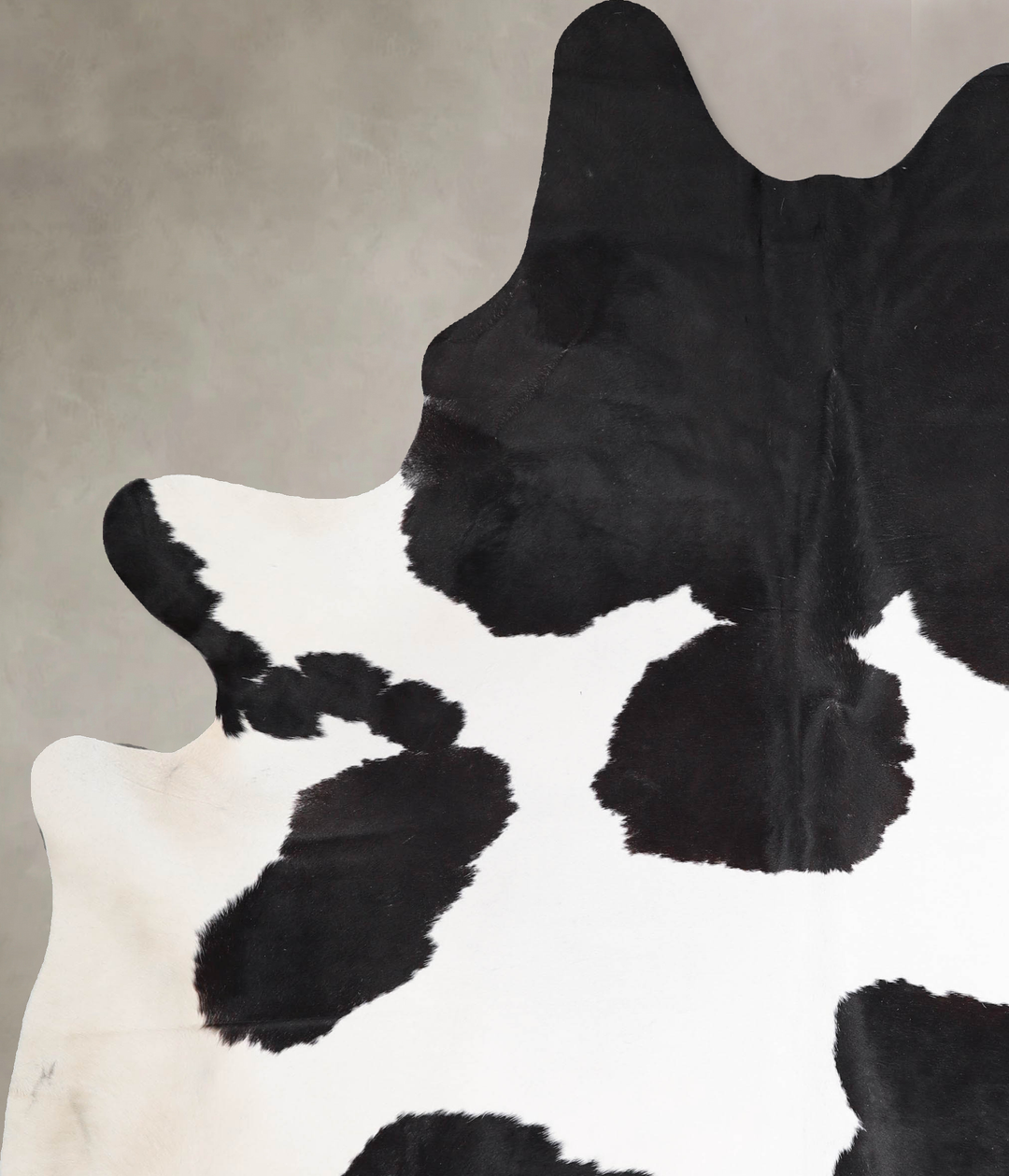 Black and White XX-Large Brazilian Cowhide Rug 8'1"H x 6'3"W #A47272 b
