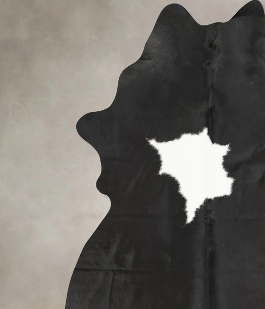 Black and White Cowhide Rug #B15044