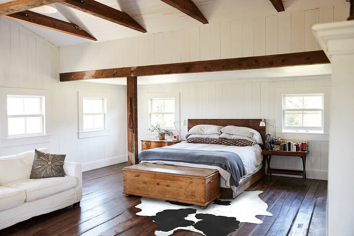 Black and White XX-Large Brazilian Cowhide Rug 7'11"H x 6'6"W #B16387 by Hudson Hides