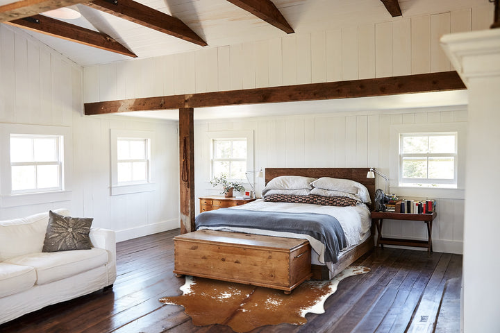 Brown and White XX-Large Brazilian Cowhide Rug 8'1"H x 7'3"W #B18788 by Hudson Hides