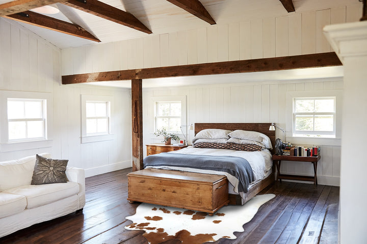 Brown and White XX-Large Brazilian Cowhide Rug 8'6"H x 7'0"W #B18798 by Hudson Hides