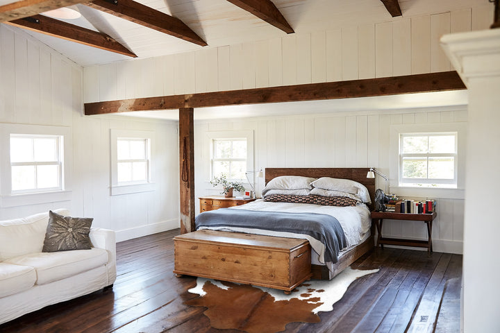 Brown and White XX-Large Brazilian Cowhide Rug 8'2"H x 6'9"W #B18806 by Hudson Hides