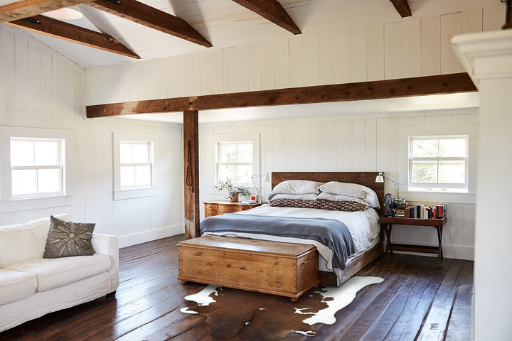 Brown and White XX-Large Brazilian Cowhide Rug 8'10"H x 6'9"W #B18906 by Hudson Hides