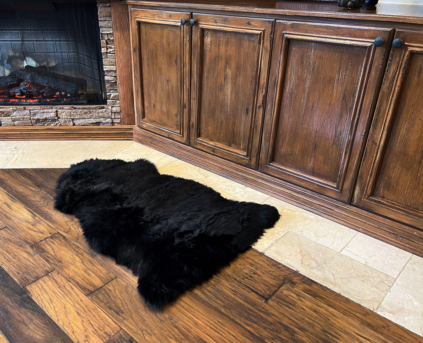 Black New Zealand Sheepskin 2' x 3' by Hudson Hides