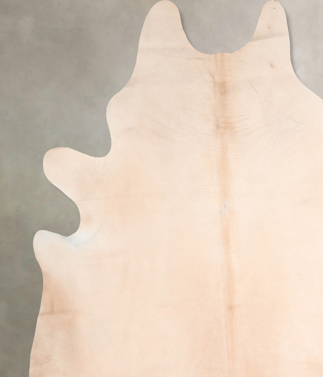 Palomino XX-Large Brazilian Cowhide Rug 8'6"H x 7'7"W #A32624 by Hudso