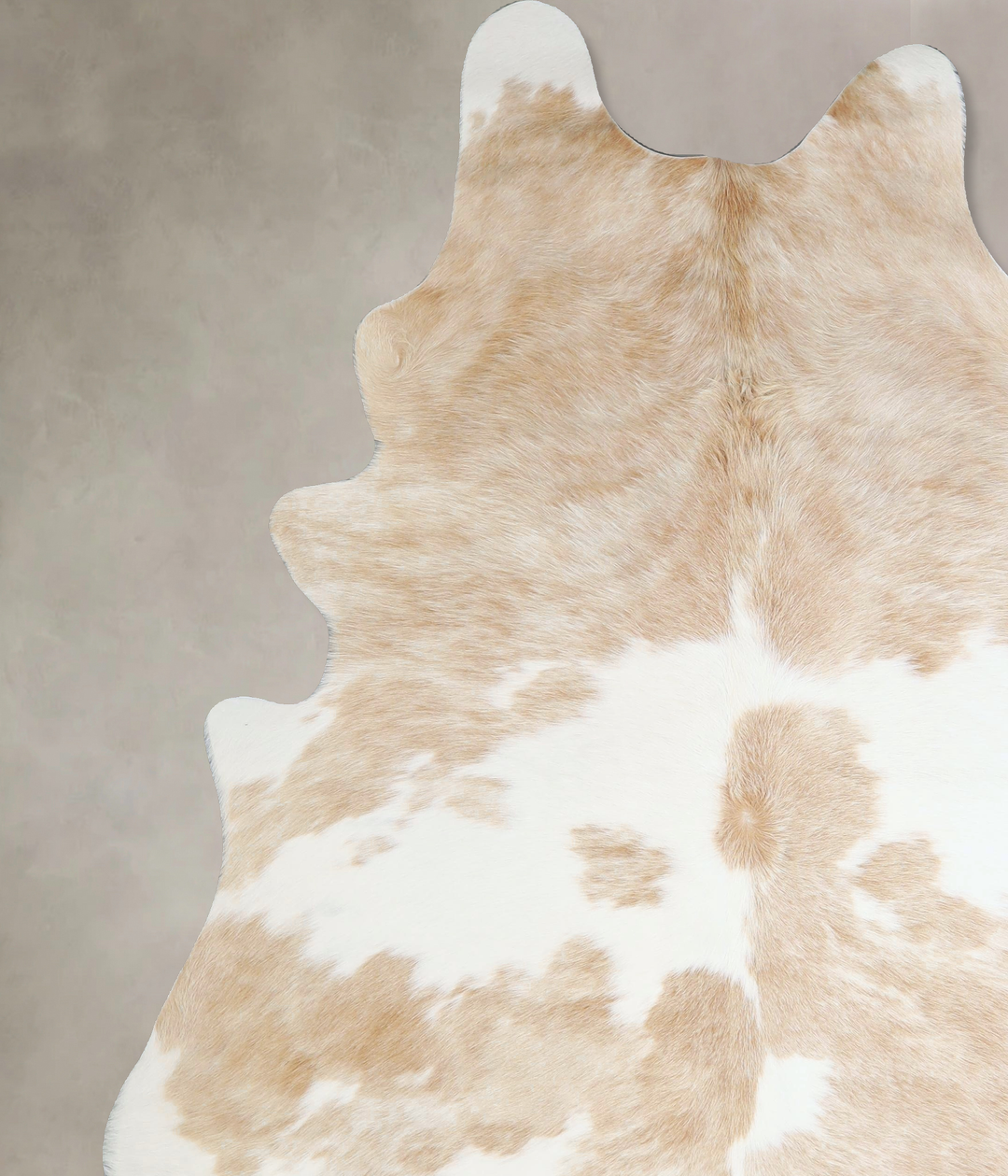 Beige and White XX-Large Brazilian Cowhide Rug 8'1"H x 6'8"W #A42969 b