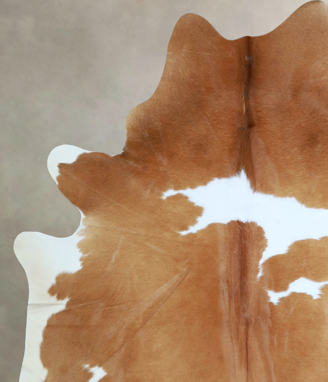 Beige and White XX-Large Brazilian Cowhide Rug 7'10"H x 6'5"W #A43305 