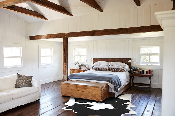 Black and White XX-Large Brazilian Cowhide Rug 8'1"H x 6'8"W #A43636 by Hudson Hides