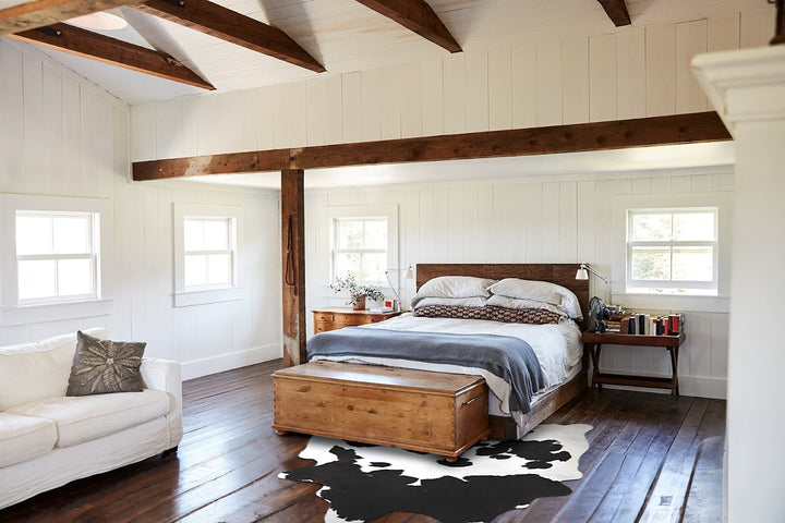 Black and White XX-Large Brazilian Cowhide Rug 8'1"H x 6'7"W #A43903 by Hudson Hides
