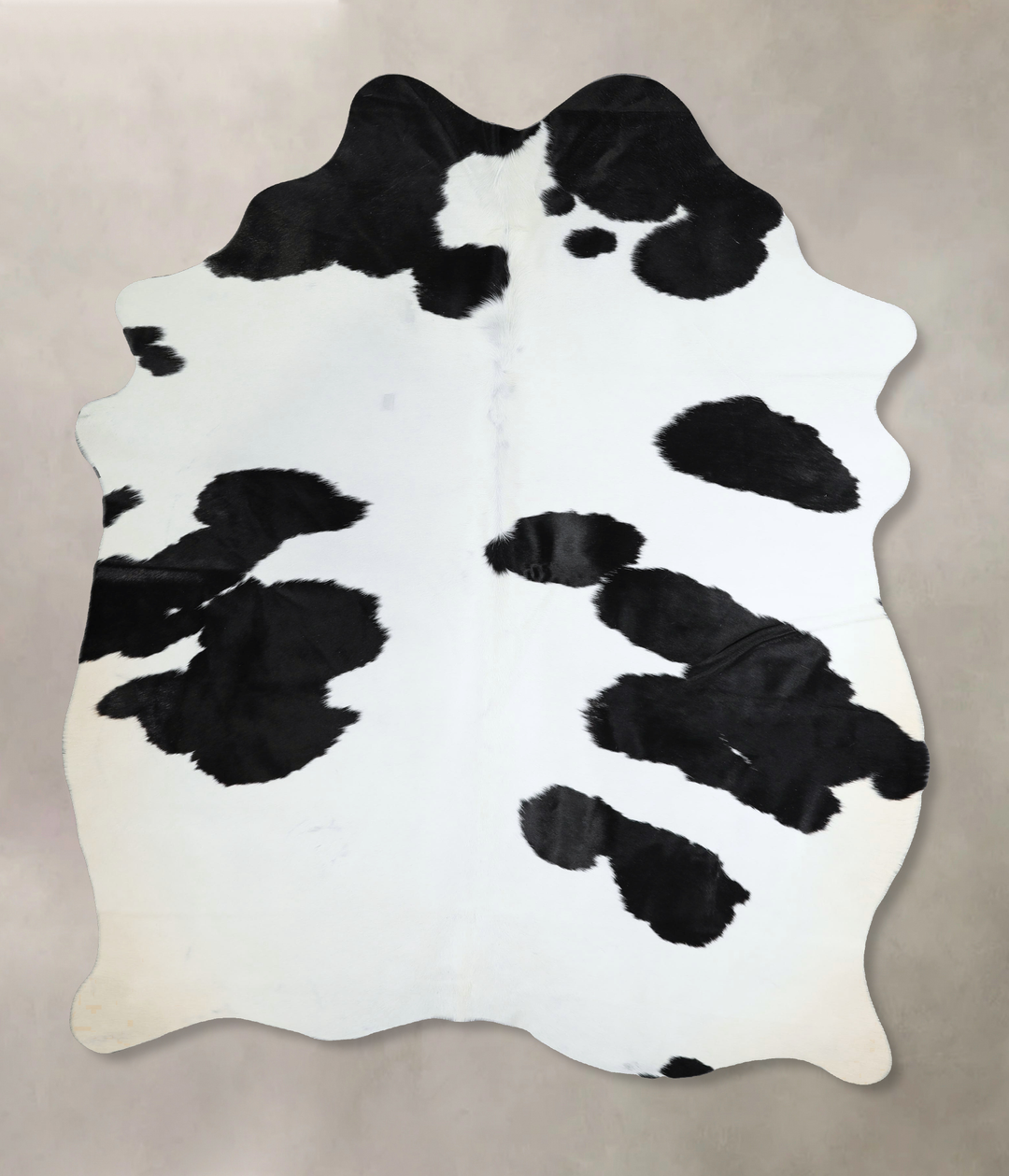 Black and White X-Large Brazilian Cowhide Rug 7'10"H x 5'6"W #A44079 b