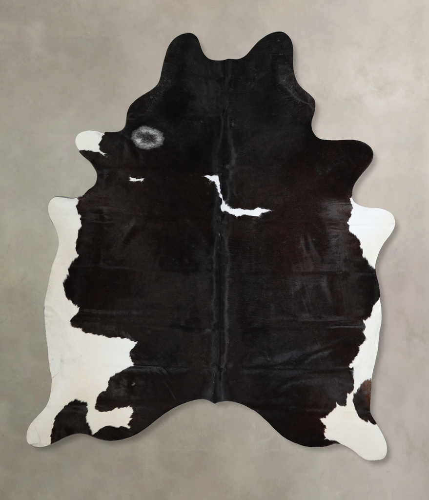 Black and White XX-Large Brazilian Cowhide Rug 8'0"H x 6'6"W #A44276 by Hudson Hides