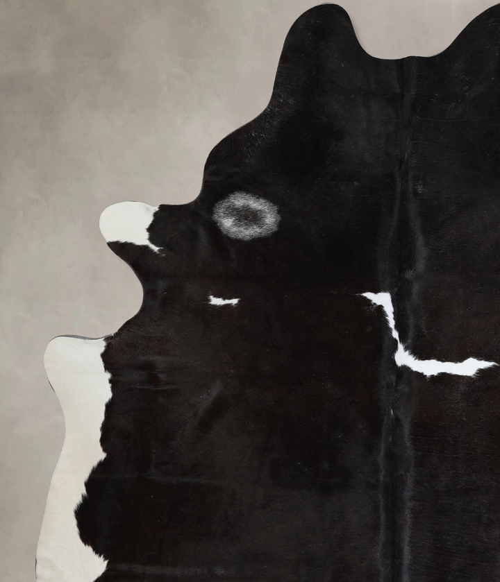 Black and White XX-Large Brazilian Cowhide Rug 8'0"H x 6'6"W #A44276 by Hudson Hides