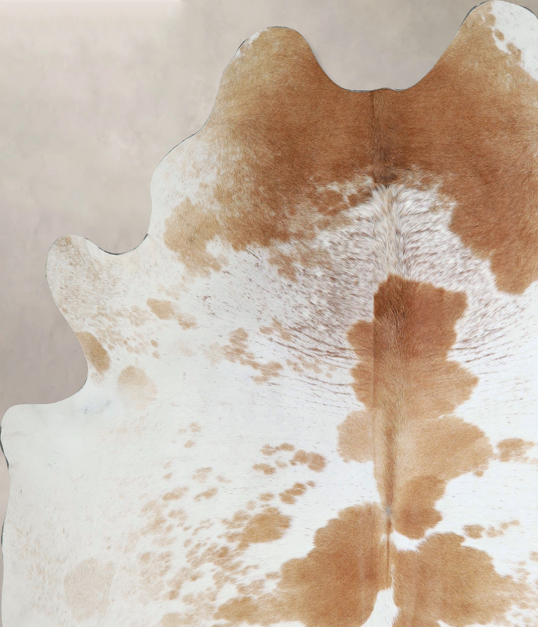Beige and White XX-Large Brazilian Cowhide Rug 8'2"H x 6'5"W #A44541 b