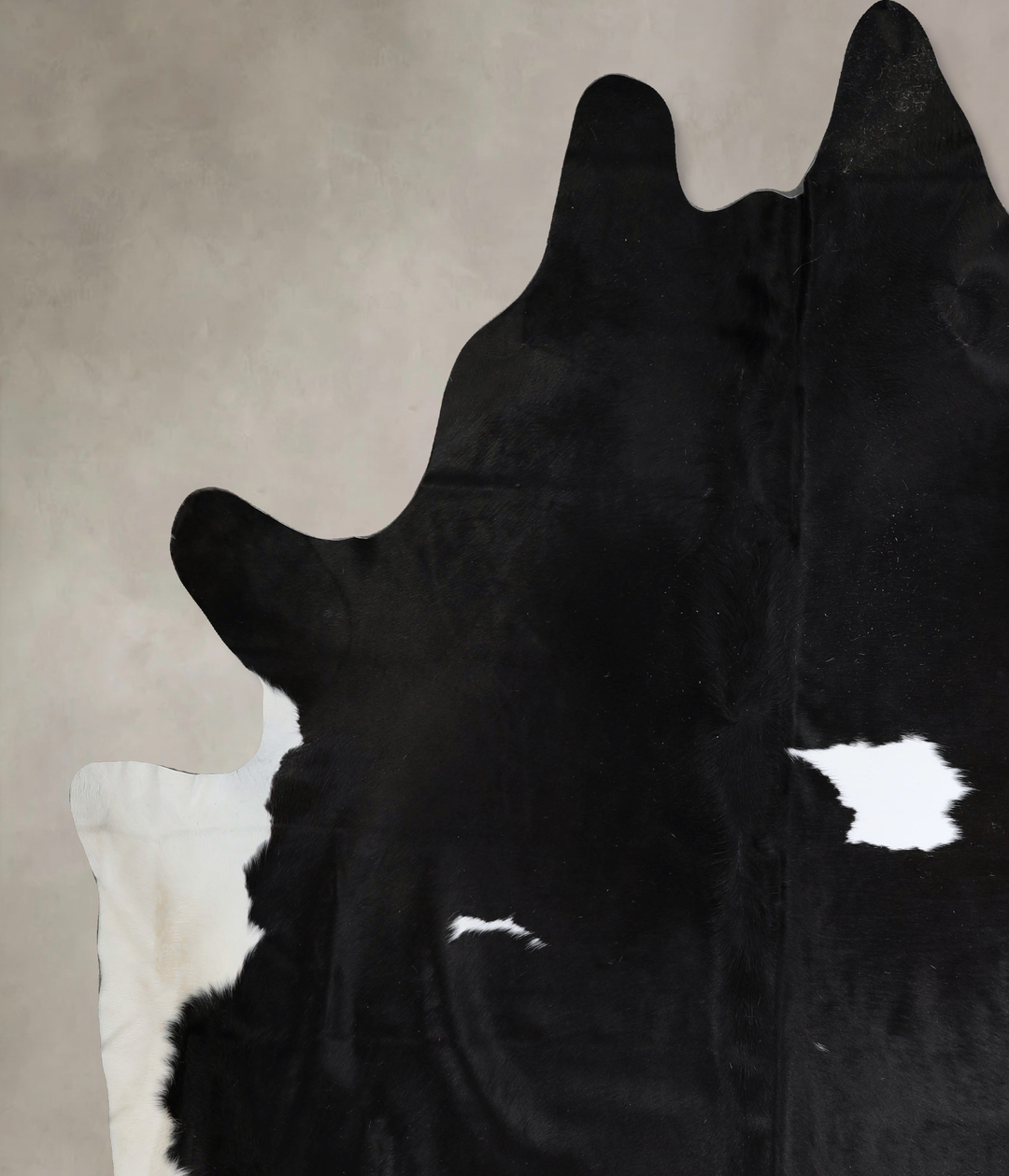Black and White XX-Large Brazilian Cowhide Rug 8'9"H x 7'8"W #A44745 b