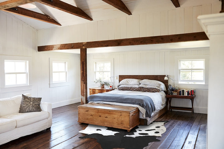 Black and White X-Large Brazilian Cowhide Rug 7'7"H x 6'3"W #A44784 by Hudson Hides