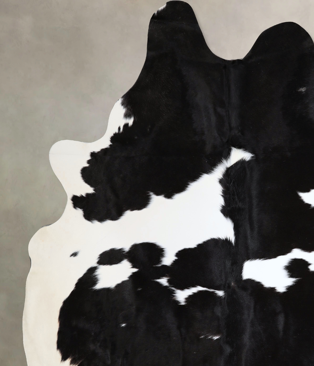 Black and White XX-Large Brazilian Cowhide Rug 8'9"H x 7'5"W #A44920 b