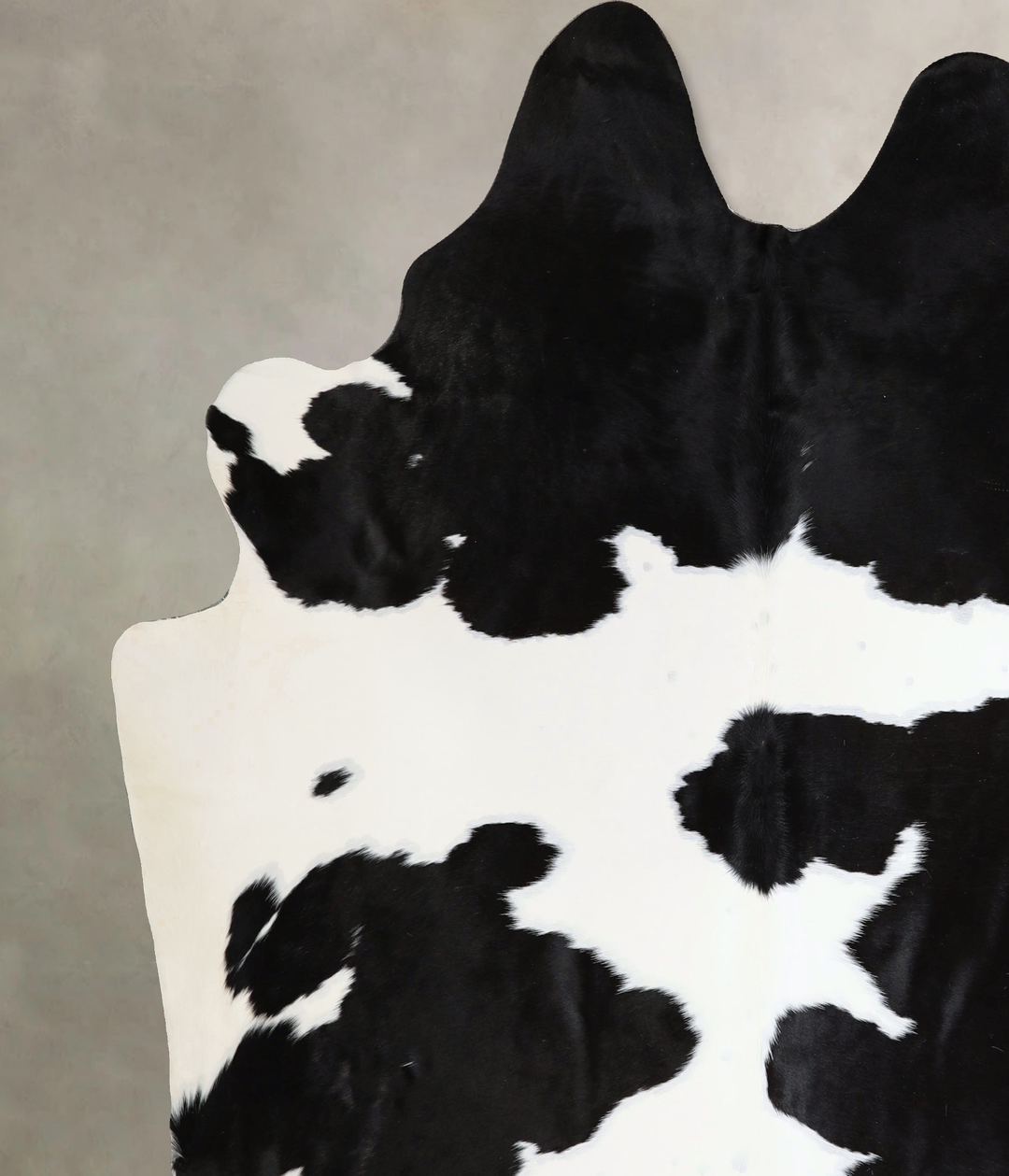 Black and White XX-Large Brazilian Cowhide Rug 8'1"H x 7'3"W #A44921 b
