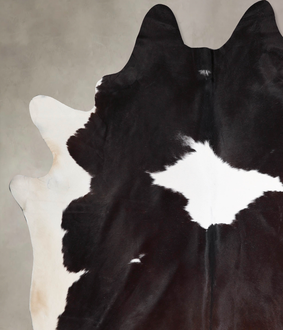 Black and White XX-Large Brazilian Cowhide Rug 8'7"H x 7'6"W #A47679 b