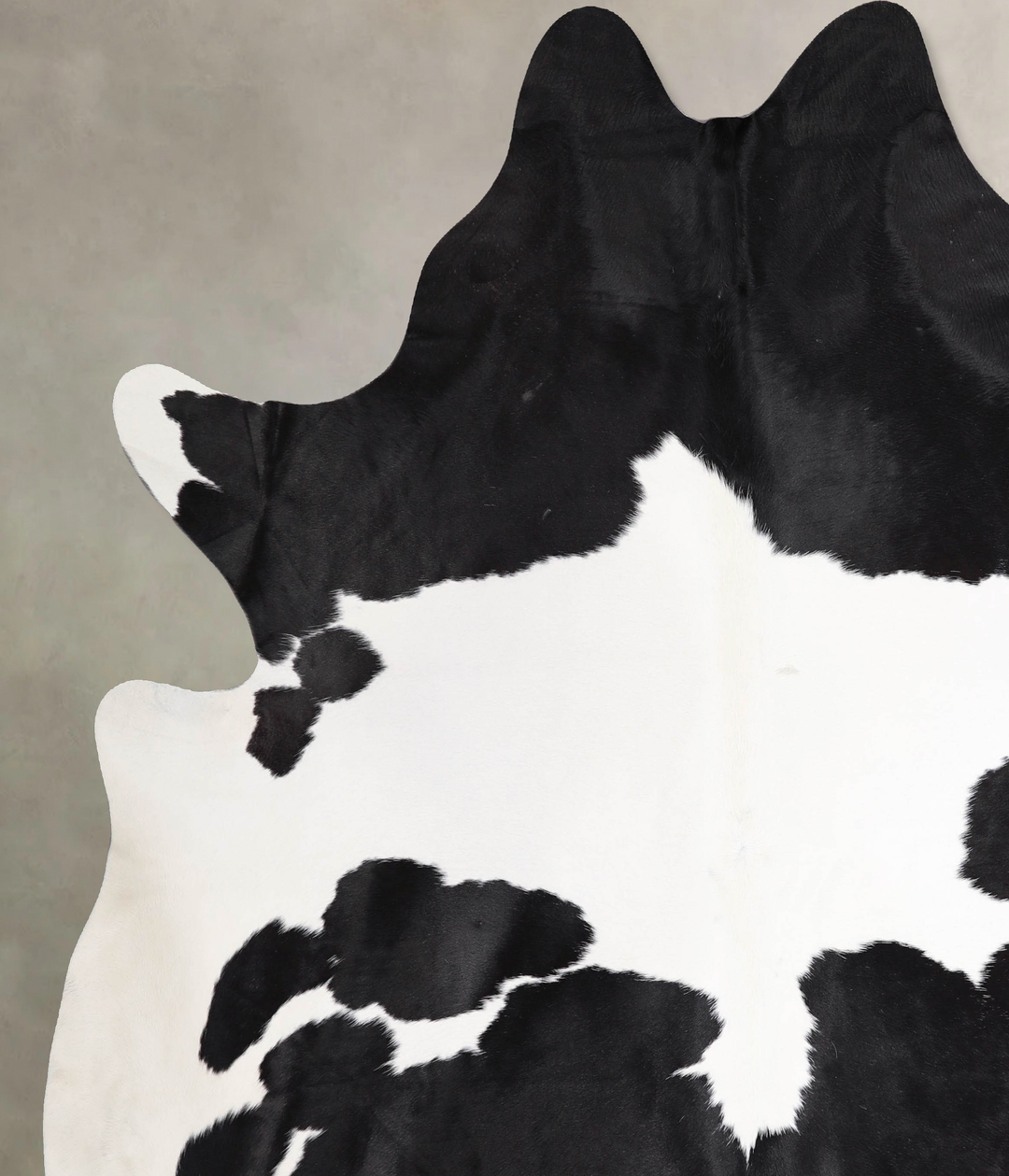 Black and White XX-Large Brazilian Cowhide Rug 8'2"H x 7'3"W #A47842 b