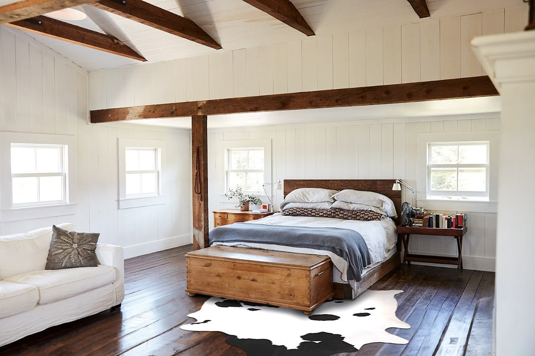 Black and White X-Large Brazilian Cowhide Rug 7'0"H x 5'11"W #A48054 b