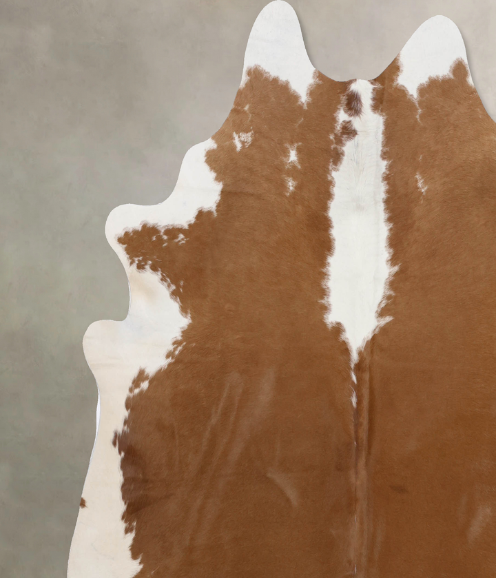 Hereford XX-Large Brazilian Cowhide Rug 7'6"H x 7'2"W #B10678 by Hudson Hides