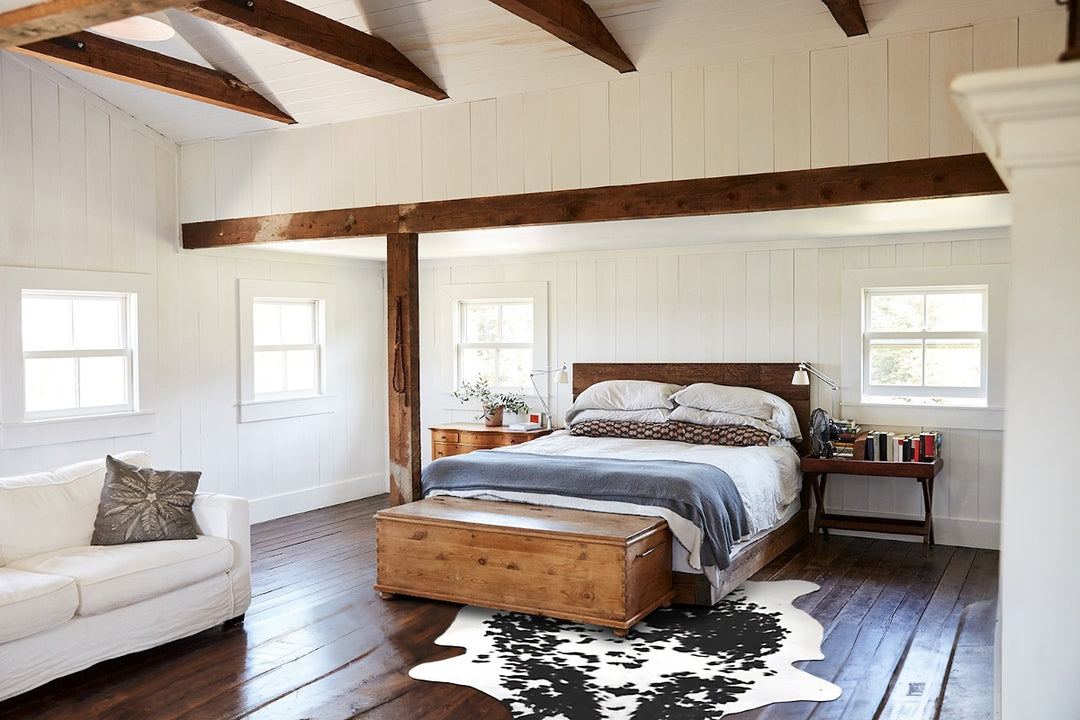 Black and White X-Large European Cowhide Rug 6'10"H x 6'0"W #B12408 by