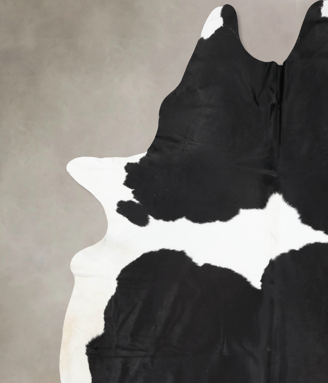 Black and White XX-Large Brazilian Cowhide Rug 9'11"H x 7'9"W #B12667 