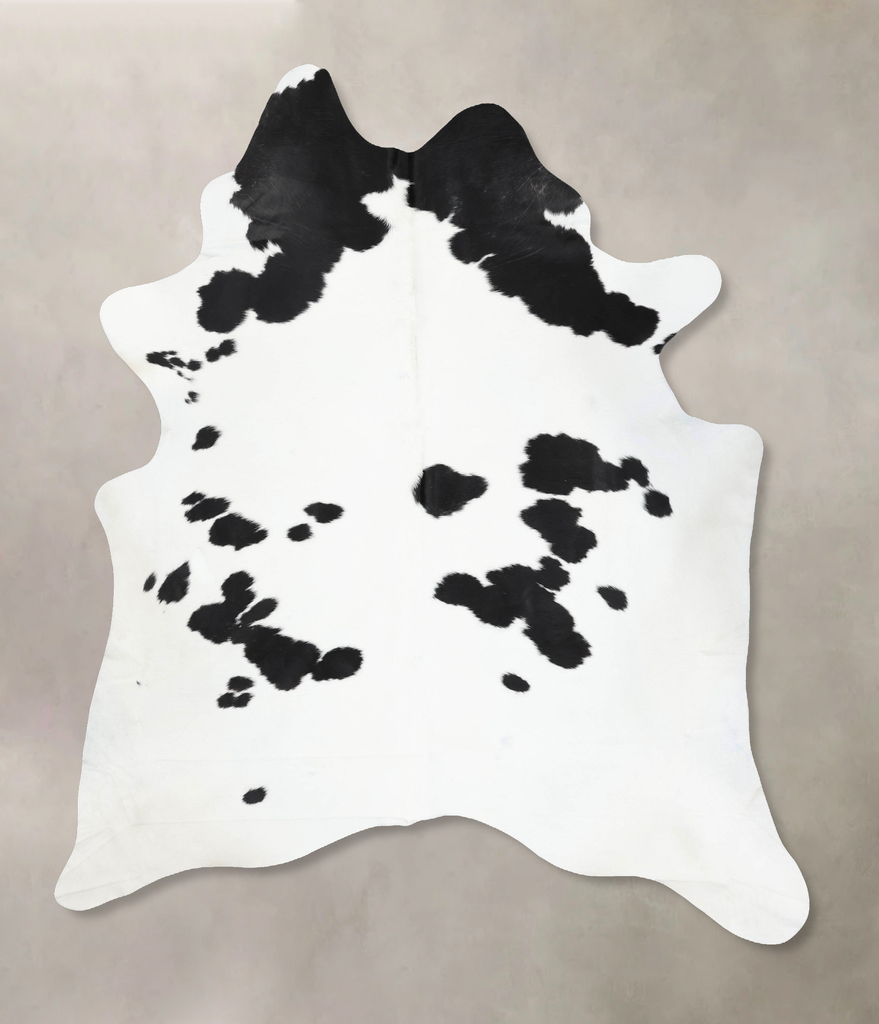 Black and White XX-Large Brazilian Cowhide Rug 9'0"H x 7'6"W #B12675 by Hudson Hides
