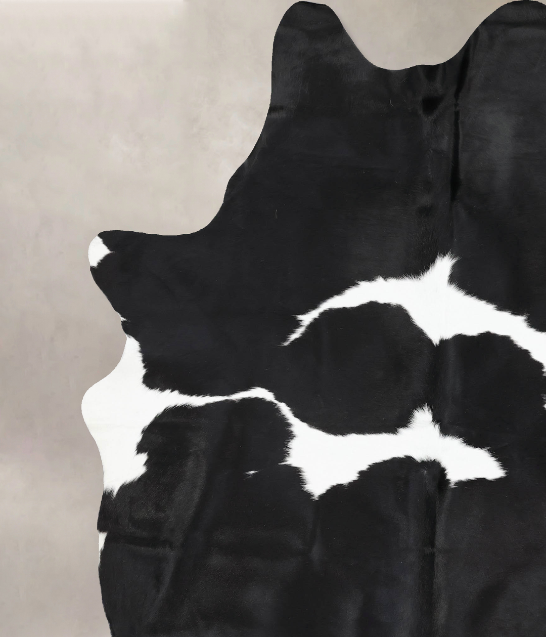 Black and White XX-Large Brazilian Cowhide Rug 9'0"H x 6'10"W #B12676 