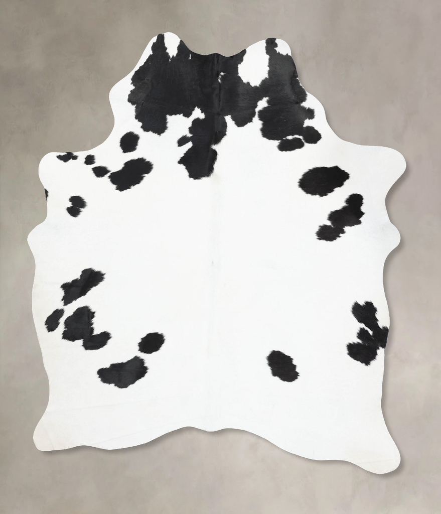 Black and White X-Large Brazilian Cowhide Rug 8'0"H x 5'10"W #B12677 by Hudson Hides