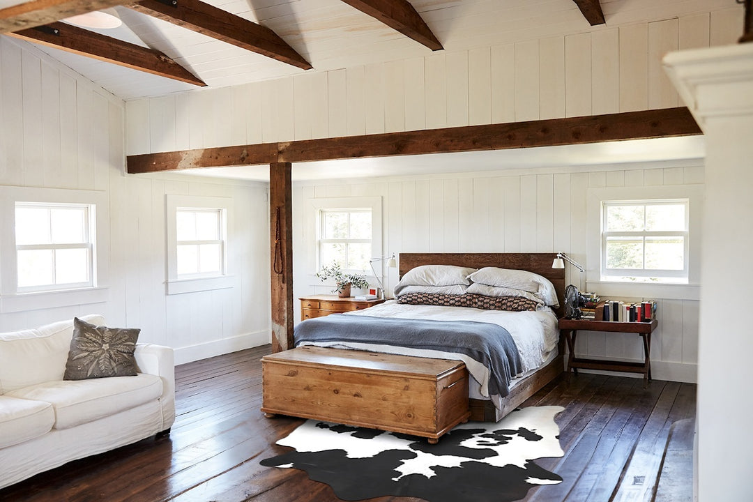 Black and White X-Large Brazilian Cowhide Rug 7'7"H x 6'2"W #B12828 by