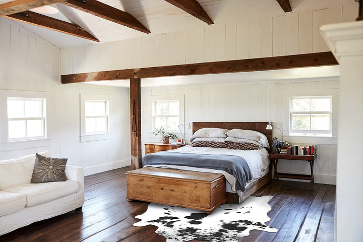 Black and White XX-Large Brazilian Cowhide Rug 8'6"H x 7'0"W #B12833 by Hudson Hides