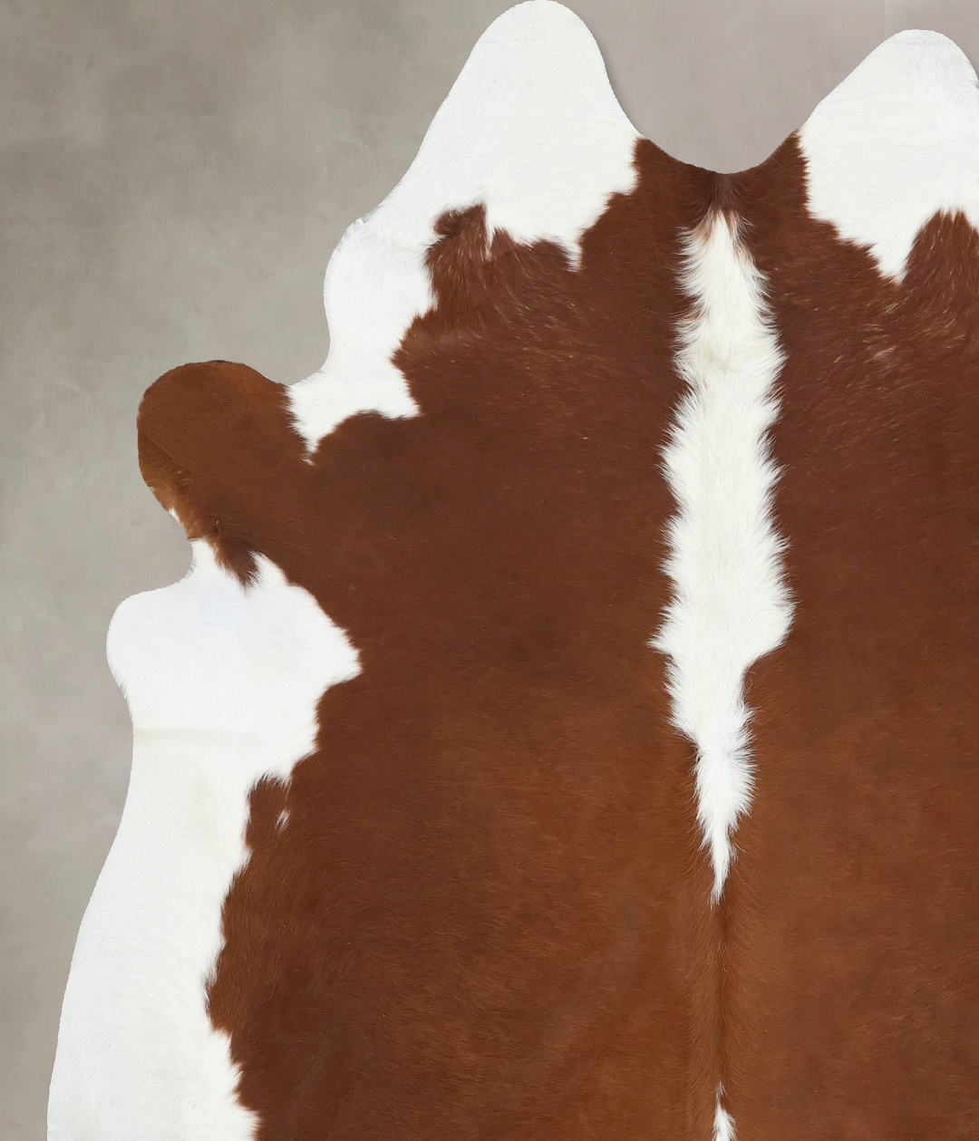 Hereford XX-Large Brazilian Cowhide Rug 8'1"H x 6'10"W #B13386 by Huds