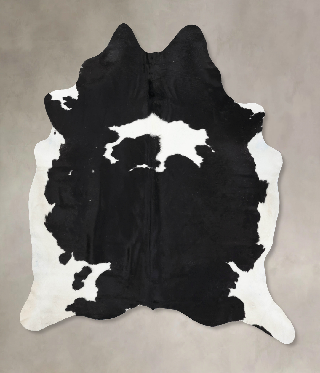 Black and White XX-Large Brazilian Cowhide Rug 8'5"H x 7'7"W #B13820 b