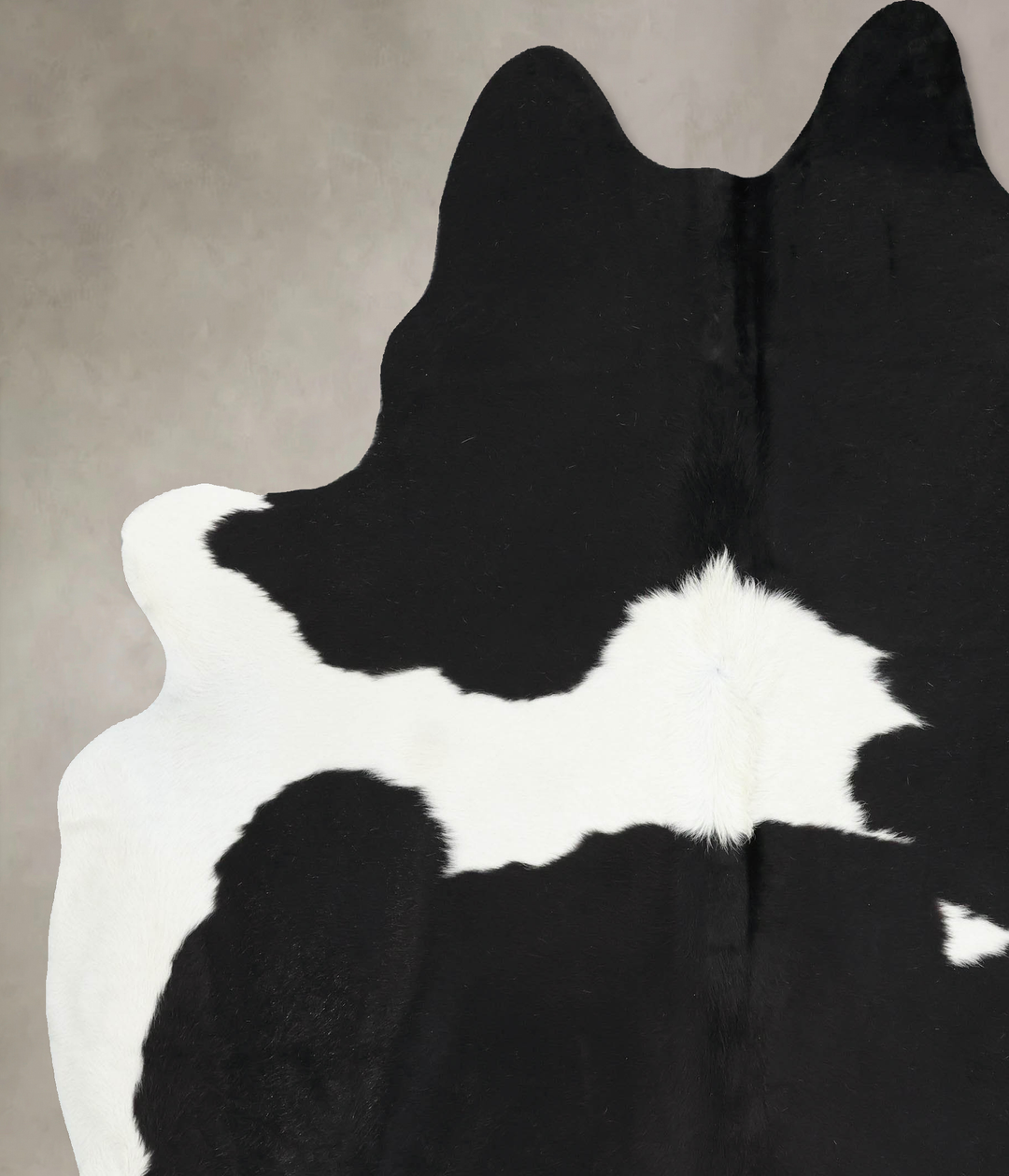 Black and White XX-Large Brazilian Cowhide Rug 8'8"H x 7'2"W #B13832 b