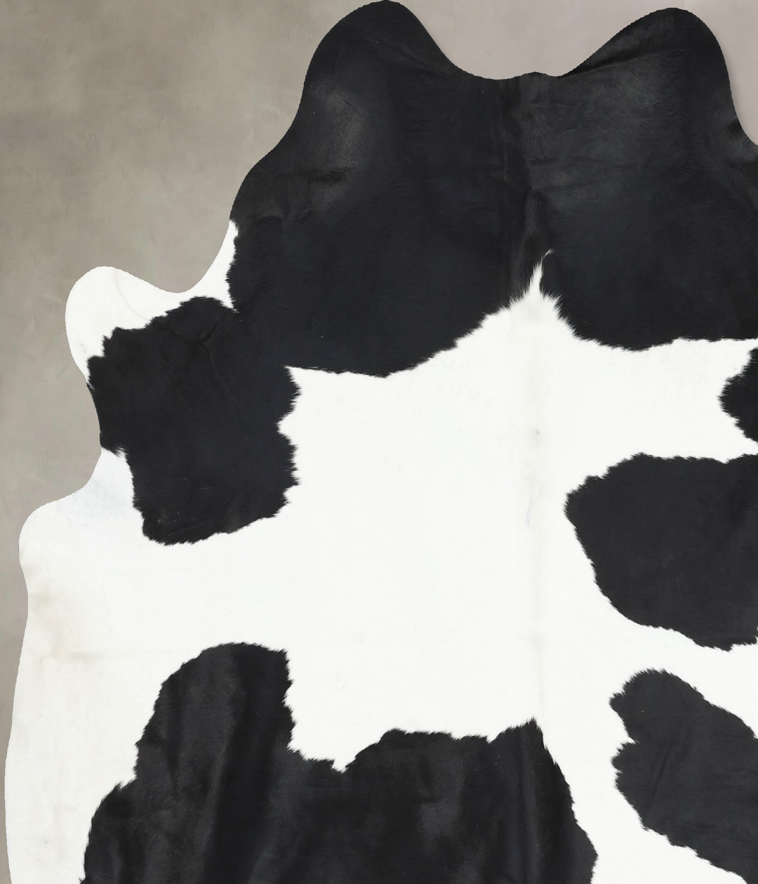 Black and White XX-Large Brazilian Cowhide Rug 8'1"H x 7'0"W #B13859 b