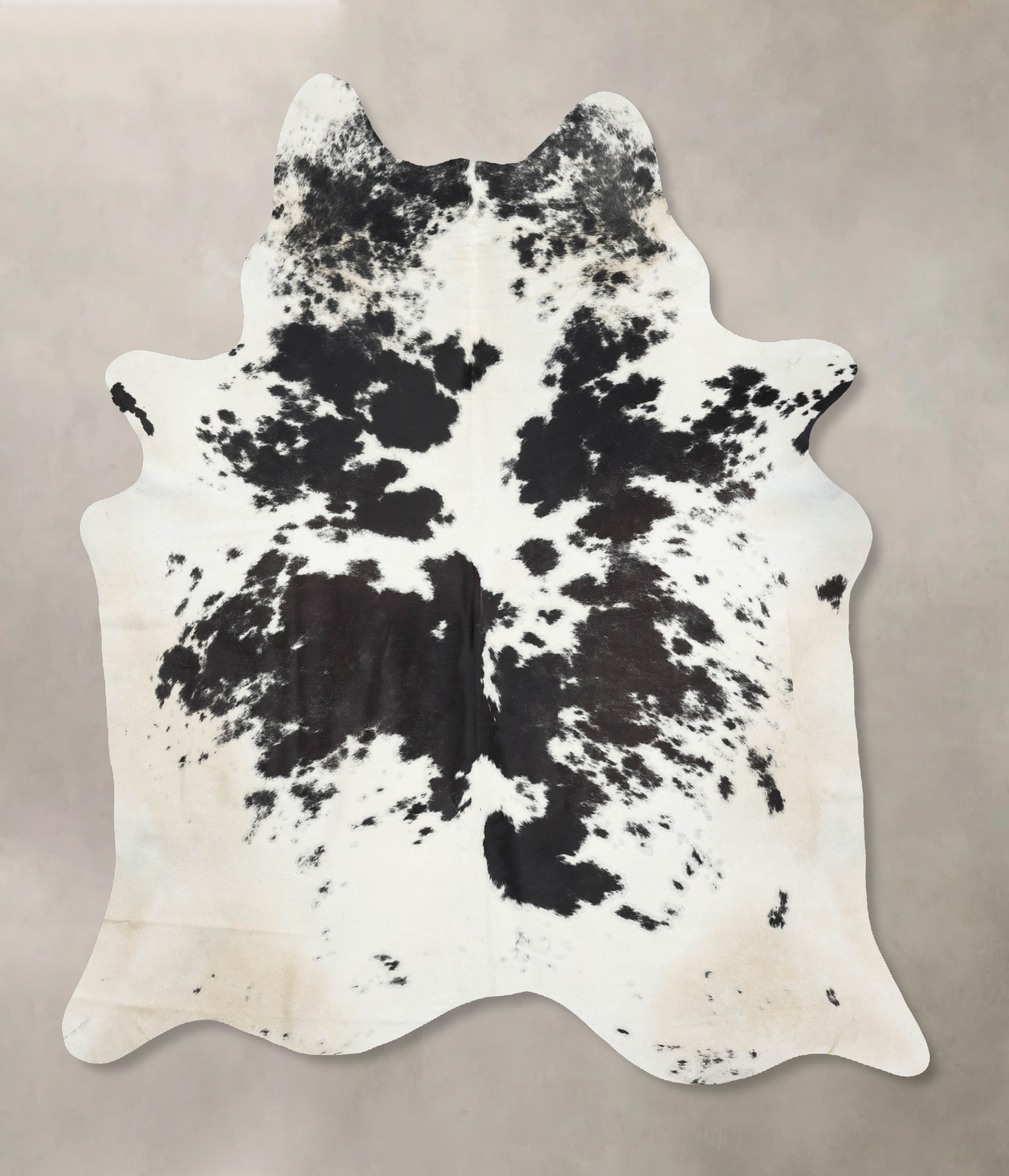 Black and White Cowhide Rug #B13913