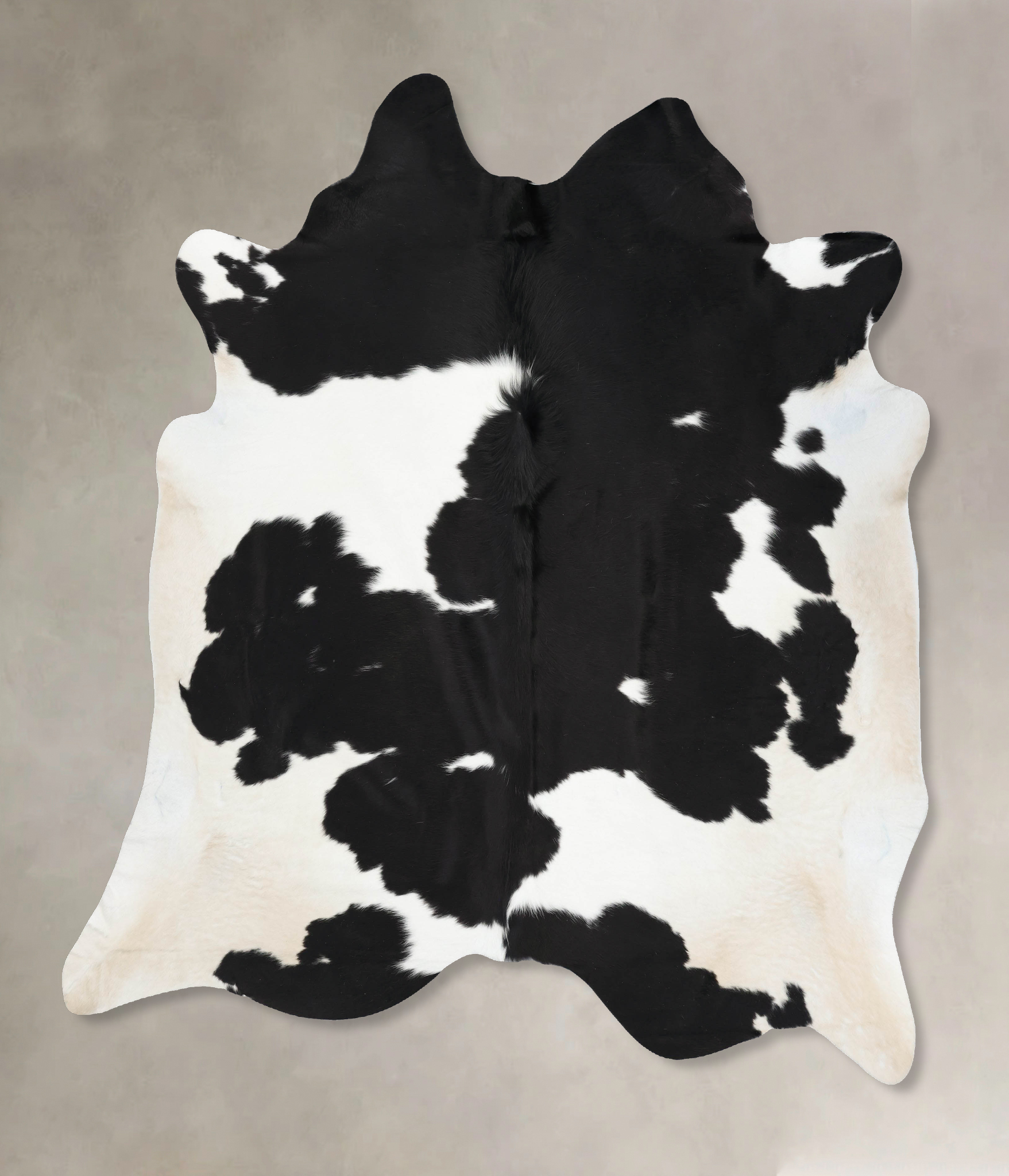 Black and White Cowhide Rug #B13957