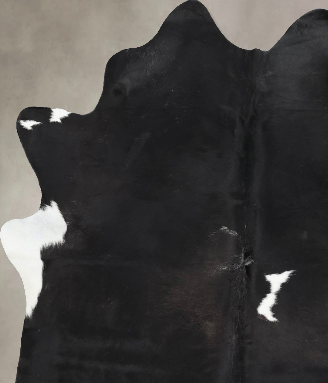 Black and White X-Large Brazilian Cowhide Rug 7'8"H x 6'2"W #B14019 by
