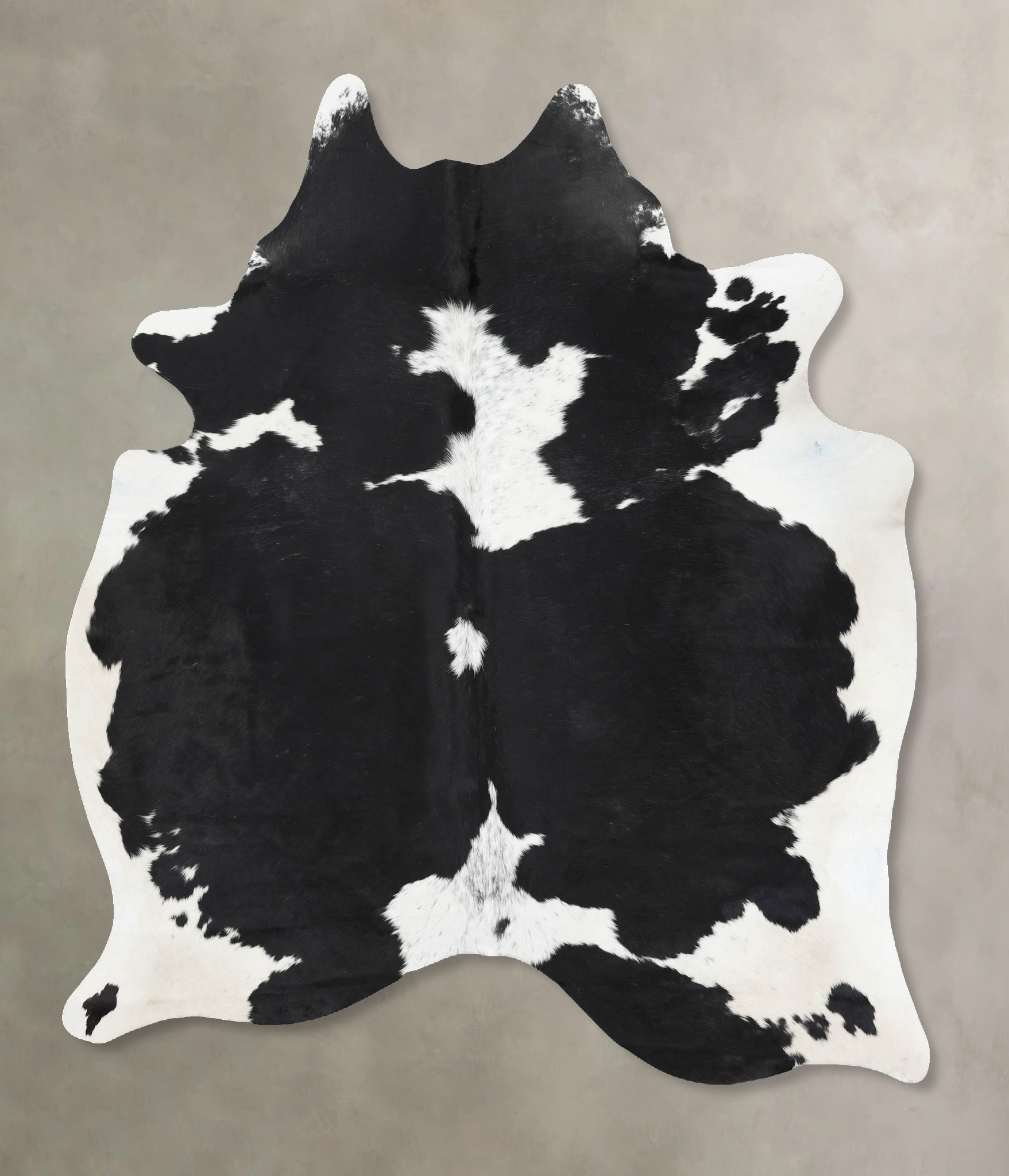 Black and White Cowhide Rug #B14047