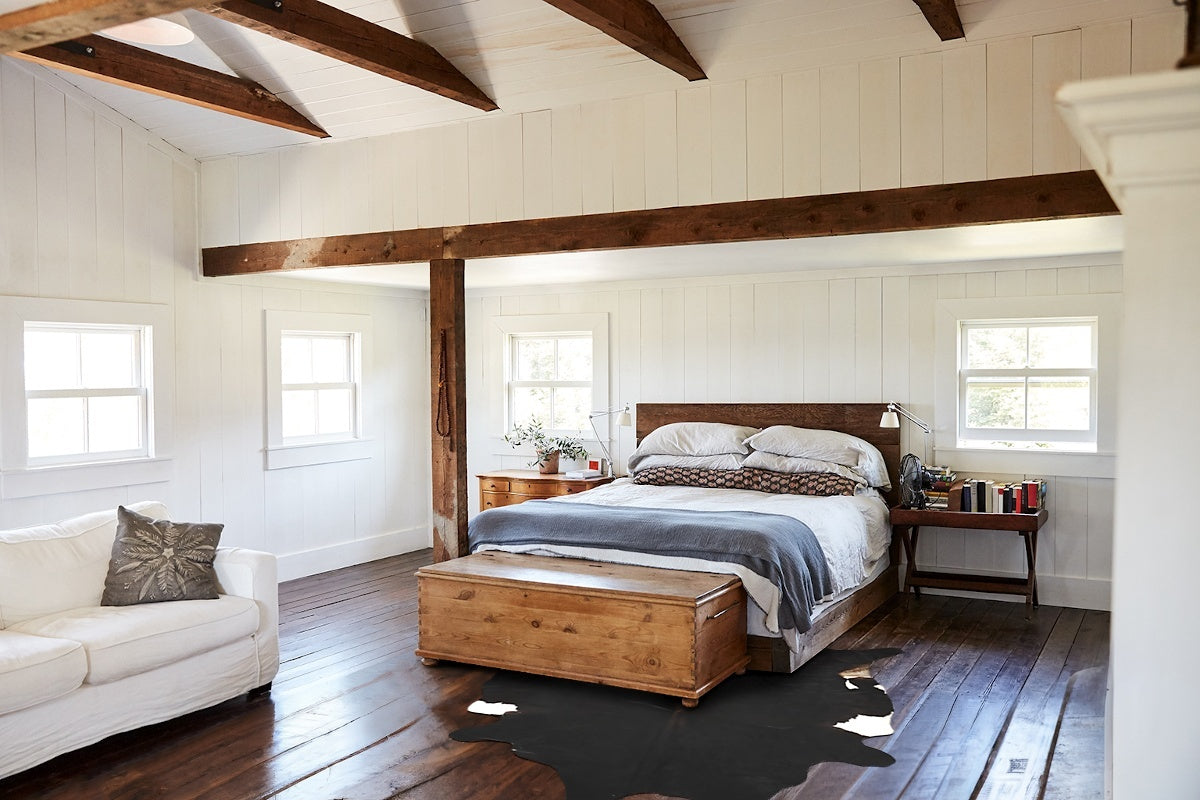 Solid Black Cowhide Rug #B14163