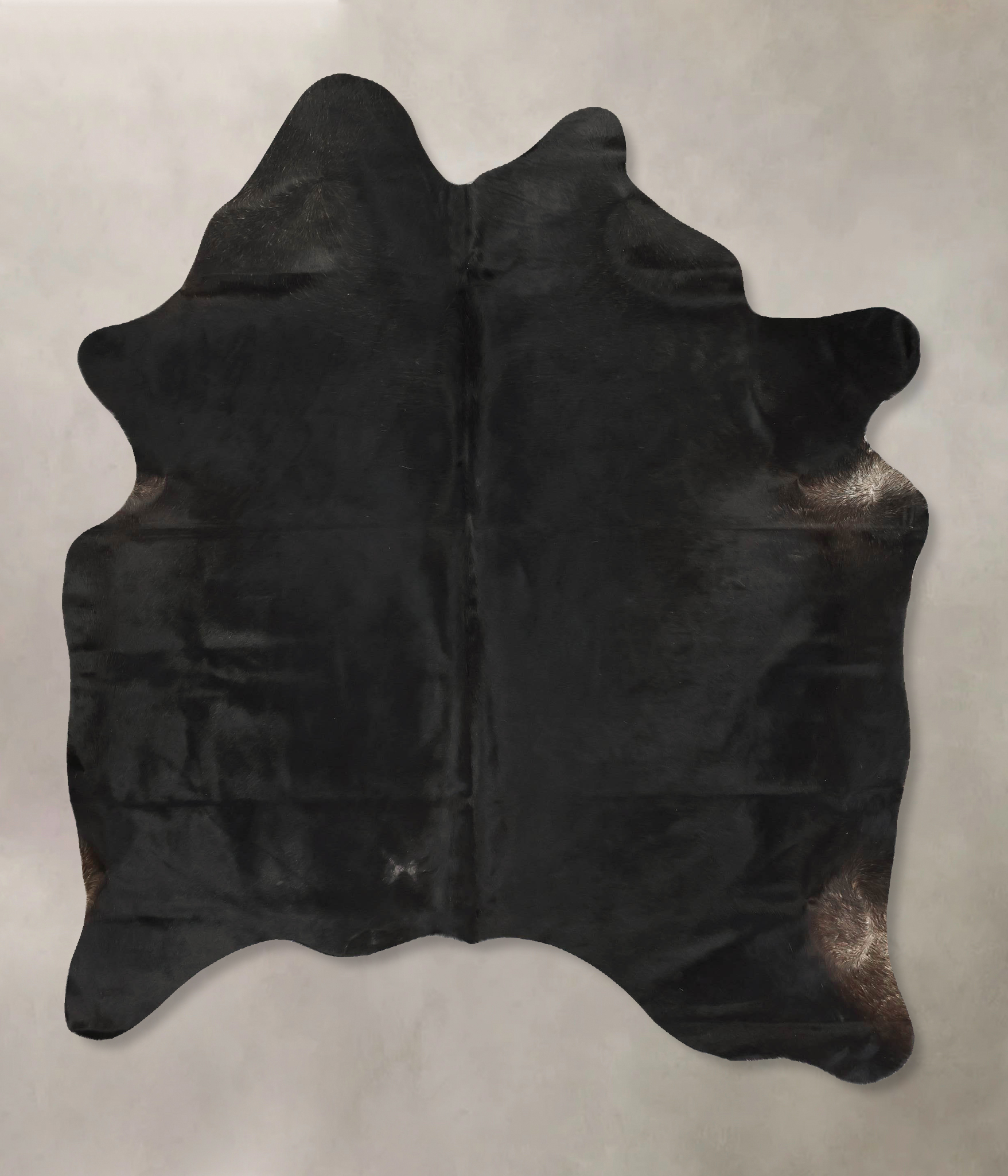 Solid Black Cowhide Rug #B14374