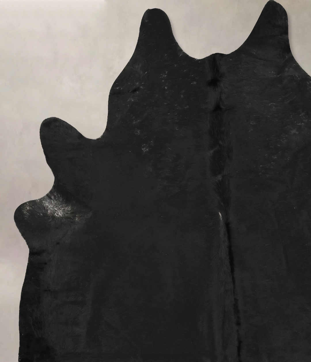 Solid Black XX-Large Brazilian Cowhide Rug 8'9"H x 7'0"W #B14918 by Hu
