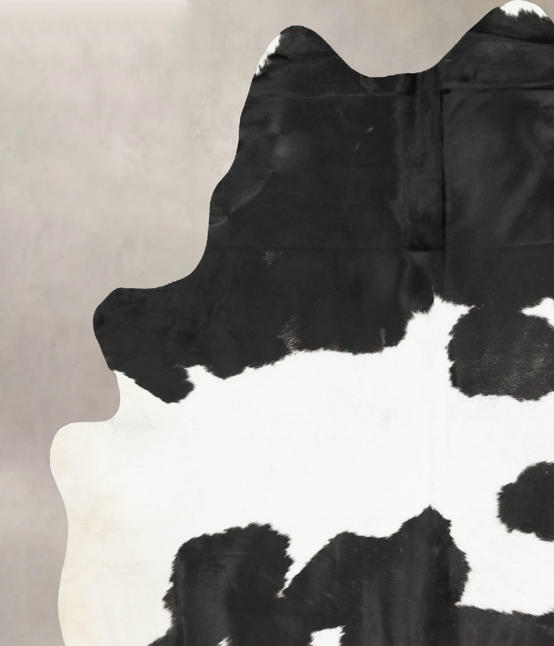 Black and White XX-Large Brazilian Cowhide Rug 9'0"H x 6'10"W #B14941 