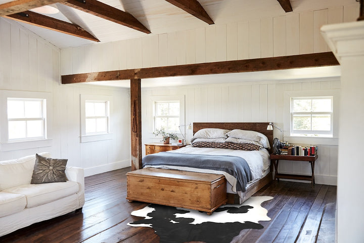 Black and White XX-Large Brazilian Cowhide Rug 9'0"H x 6'10"W #B14941 by Hudson Hides