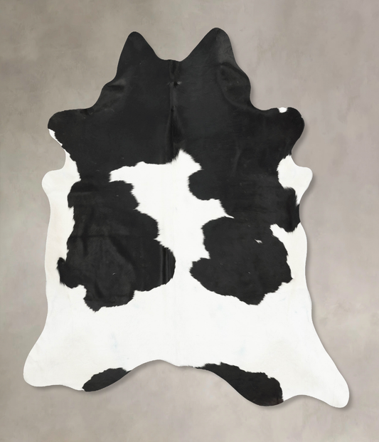 Black and White Cowhide Rug #B15235