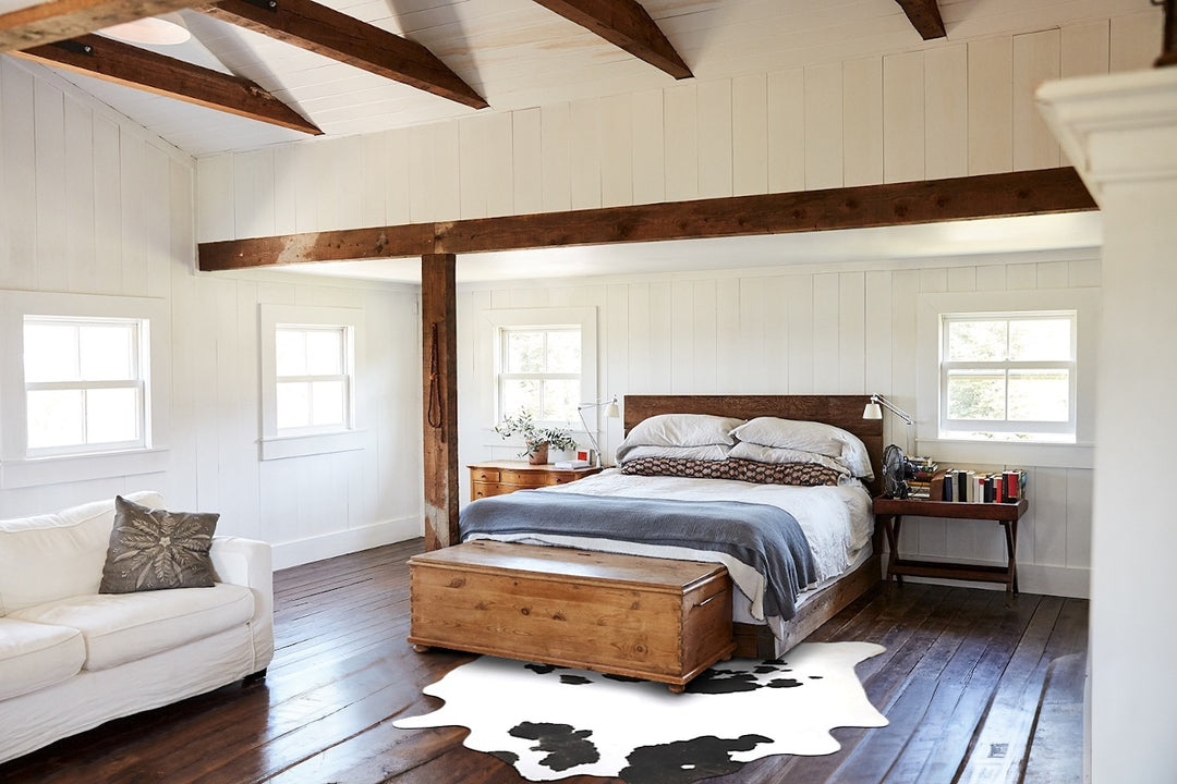 Black and White X-Large Brazilian Cowhide Rug 7'8"H x 6'1"W #B15332 by