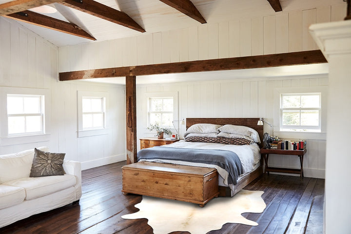 Palomino X-Large Brazilian Cowhide Rug 7'3"H x 6'5"W #B15506 by Hudson Hides