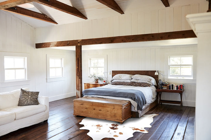 Brown and White XX-Large Brazilian Cowhide Rug 8'7"H x 7'6"W #B15550 by Hudson Hides